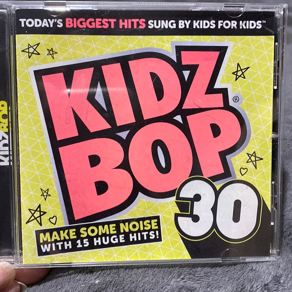 KIDZ BOP VOL 30 New Condition 15 Huge Hits SUNG BY KIDZ FOR KIDZ BIGGEST HITS